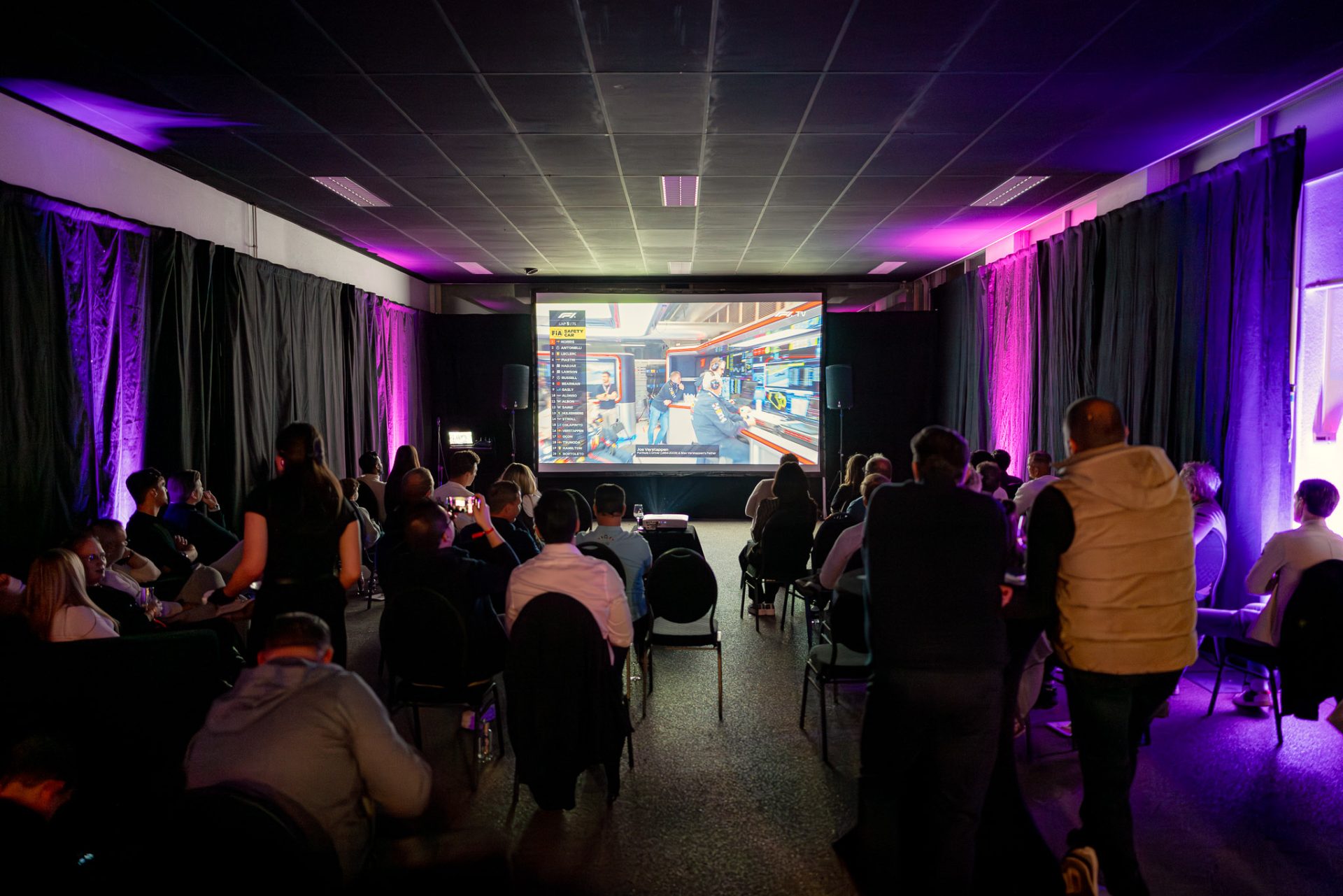 De F1 viewing party bij PUUR Leusden
